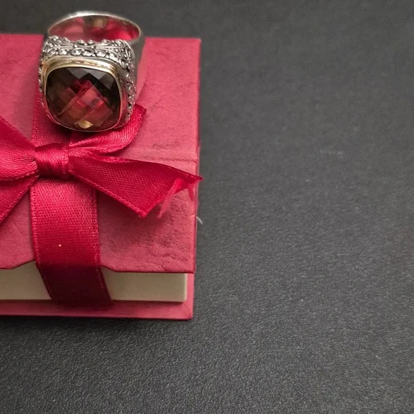 Sterling Silver And 14k Gold Smoked Topez Ring. - Picture 9 of 9